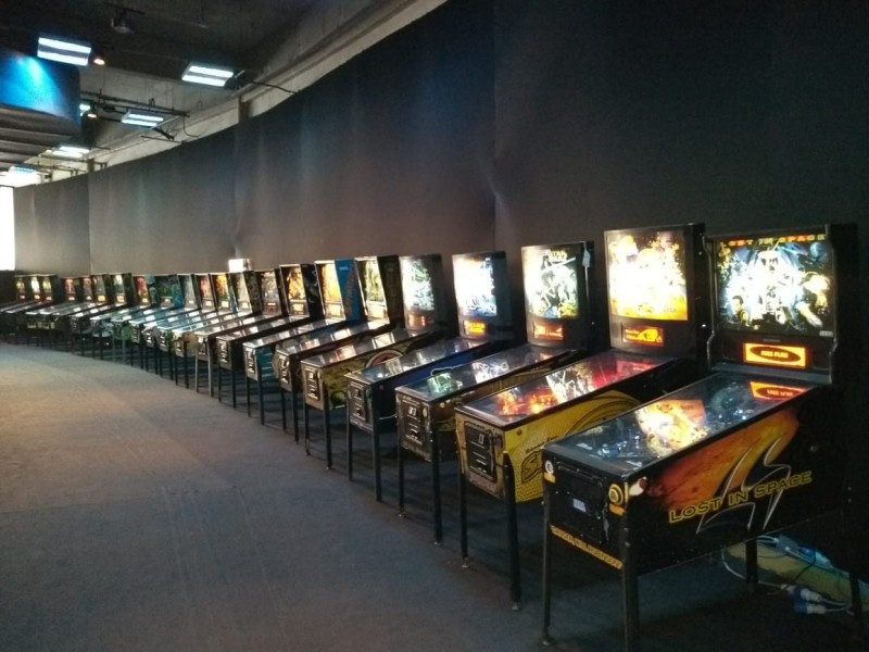 Locação - Máquina de Pinball e Fliperama - Curitiba